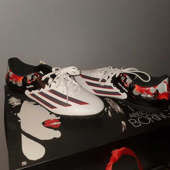 Turf Soccer shoes - Picture 1 of 5